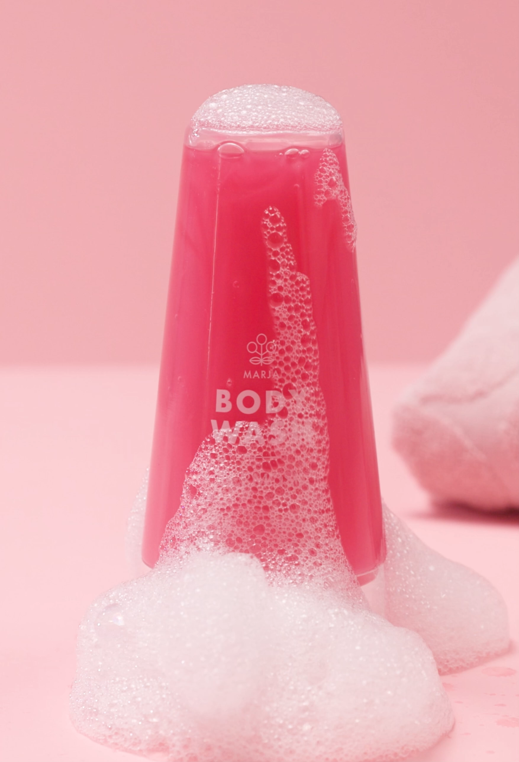 Wonderfully fragrant Raspberry Body Wash moisturises skin - Dermosil